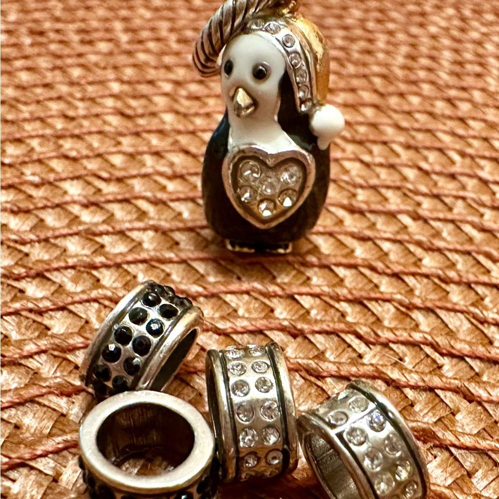 BRIGHTON Holiday Penguin Enamel Crystal Charm + 4 Brighton Crystal Spacers